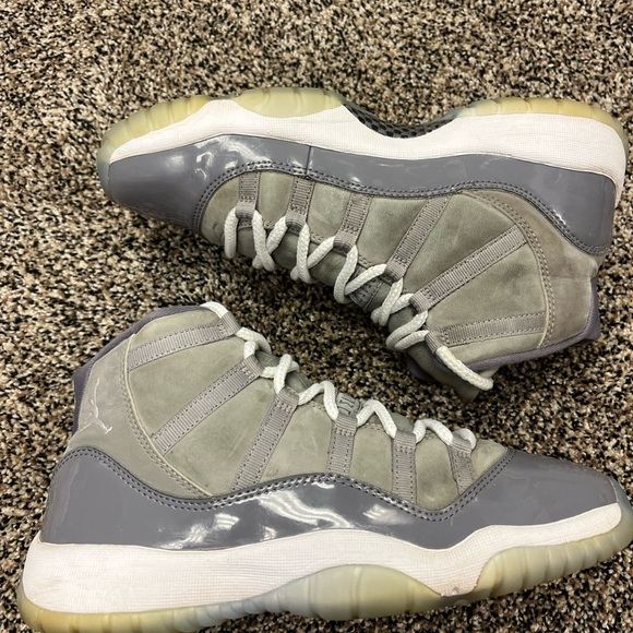 Jordan 11 Retro 'Cool Grey' Mid 2021 (GS) Sneakers Size 7Y 378038-005 Womens 8.5 - Picture 3 of 8